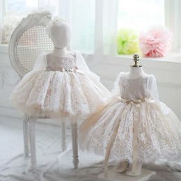Fairy Baby Girls Embroiery Birthday Dress for Toddler Lace Hallow Out Sleeve Tiered Princess Ball Gown Kids Formal Vestido 210529
