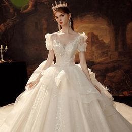 Das Haupt-Hochzeitskleid 2021 neues großes Schwanz-Hochzeitskleid Wald einfaches Traumtemperament Braut Brautkleider Atmosphäre schlank und dünn