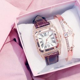 Wristwatches Women Diamond Watch Starry Square Dial Bracelet Watches Set Ladies Leather Band Quartz Wristwatch Female Clock Zegarek Damski