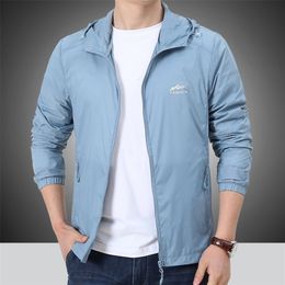 Summer Thin Jacket Men Fashion Hooded Collar Waterproof Sun Protection Outdoor Hiking Climbing Coat Size M-4XL 211110