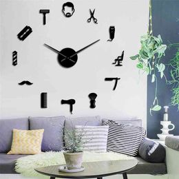 Framless Male Barber Shop Acrylic Simple 3D DIY Wall Clocks Hair Stylist Hair Salon Decor Quiet Sweep Mirror Effect Clock Watch 210325