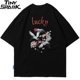 Hip Hop T Shirt Men Japanese Streetwear Embroidery Crane Sakura Lucky T-Shirt Japan Style Harajuku Tshirt Cotton Tops Tees 210329