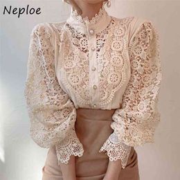 Neploe Chic Button Hollow Out Flower Lace Patchwork Shirt Stand Collar All-match Femme Blusas Petal Sleeve Women Blouses 210323