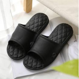 Women Sandals White Black Yellow Slides Slipper Womens Soft Comfortable Home Hotel Beach Slippers Shoes Size 35-40 02