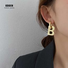 European and American Exaggerated Metal b Letter Pendant Earrings Fashion Korean Jewelry Retro Party Girl's Unusual Earrings Q0709