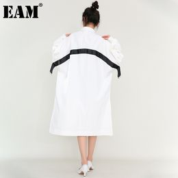 [EAM] Women White Drawstring Big Size Long Dress Lapel Long Sleeve Loose Fit Fashion Spring Autumn 1Z867 210512