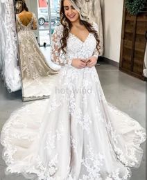 Sexy Plus Size Wedding Gowns Deep V Neck Lace Appliqued Long Sleeves A Line Bridal Dress Backless Court Train Arabic Second Reception Dress Vestidos De Novia EE