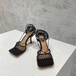 Saltos de grife feminino salto alto SPARKLE STRETCH Sandálias Chinelos Moda Couro Rhinestone Mesh Sandália slides Designers Ladie WYPM # 2022 Sapatos sociais de alta qualidade