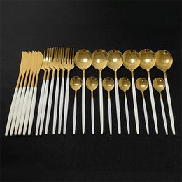 24Pcs White Gold Cutlery Kitchen Tableware Stainless Steel Dinnerware Knife Fork Spoon Dinner Set Dishwasher Safe 210317