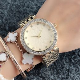 Fashion M Crystal Design Brand Watches Women Girl Style Metal Steel Band Quartz Wrist Watch Clock M101