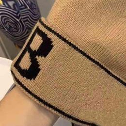 Chapeau tricoté en laine d'hiver pour hommes femmes design mode hip hop lettre lettre solide crâne bonnet de bonneté cascizériques chapeaux blanc chaud blanc chapeau blanc