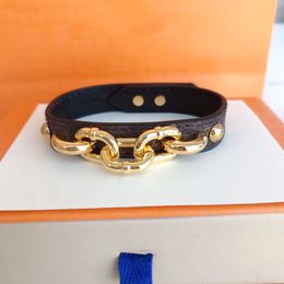 High-end Luxury Bracelet, Classic Retro Gold Buckle Buckle Leather Bracelet For men women Designer Couples Gift box packaging