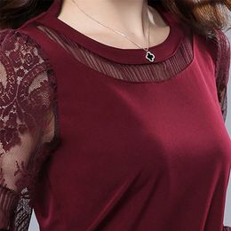 Simple Style Women Spring Autumn Style T Shirts Lady Casual Slim Lace O-Neck Flower Printed Tees Shirt Tops with Pocket 210317