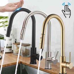 Sensor-Küchenarmaturen, gebürstetes Gold, Smart Touch, induktiver, empfindlicher Wasserhahn, Mischbatterie, Einhebelmischer, Dual-Outlet-Wassermodi 210719