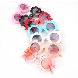 2-8 years old children's small flower sunglasses fashion Sunflower baby glasses boys and girls tide Joker flower sunglasses 1380