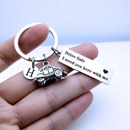 Custom Initial A-Z Letters Aeroplane Key Chain Drive Safe Fly Safe Keychain Couples Men Boyfriend Flight Attendant Gift Keyring G1019