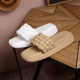Women Slippers Fashion Home Thick-soled Woven Upper Dign Slope Heel Casual Living Room Bedroom 2021 Summer Woman Sho
