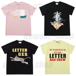-2022 diseñador para hombre camiseta camiseta verano tshirt clásico letra gato tigre animal flores tripulación impresión manga corta moda casual algodón tee tops