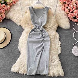 Sexy V-neck Bodycon Knitted Dress Summer Sleeveless Ruched Split Midi Tank Solid Color Casual Women Chic Streetwear 210603