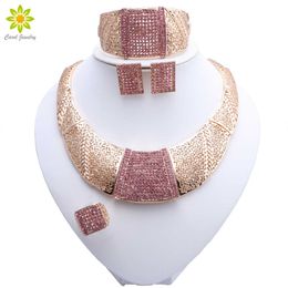 Fashion Wedding Woman Costume Bridal Jewellery Set Dubai Gold Charming Pink Crystal Necklace Earrings Bracelet Ring Jewellery Set H1022