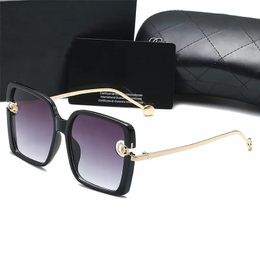 Classic metal style designer 9390 Sunglasses for men and women with decorative wire-framed large frames