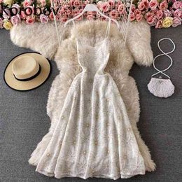 Korobov Korean Sweet Spaghetti Strap Dress Women Slim Waist A Line Camis Dresses Female Beach Style Summer New Vestidos 210430