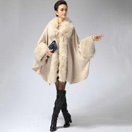 Shzq 2021 European Russia Style Women Large Size Cape Ponchos with Fur Collar for Female Winter Cashmere Pashmina Scarf Wraps Au H0923