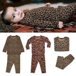 Kids Boys Girls Autumn Winter Clothes Sets Toddler Leopard Pattern Long Sleeve Tshirt and Pants Outfit Baby Set 210619