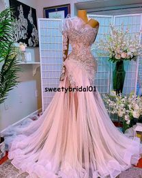 Funkelnde Perlen afrikanische Frauen Prom Kleider Lange Ärmel Rosa Rüschen Formale Abend Gelegen Gowns Robe de Novia