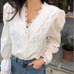 Spring Fashion V-neck White Tops Sweet Hollow Out Women Lace Shirt Stitching Button Up Puff Sleeve Blouse Women 12625 210527