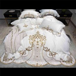 White Soft Satin Silk Cotton Gold Embroidery European Bedding Set Double Duvet Cover Bed Linen Lace Bed Skirt Pillowcases 210706