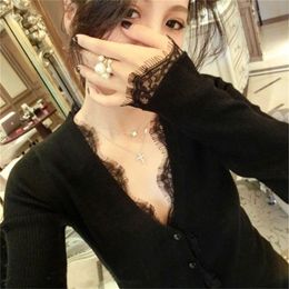 New European and American style V-Neck long sleeve black warm sweater with velvet women's slim lace cardigan bottom coaUT002 210317