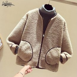 Winter Single-breast Coat Vintage Jacket Women Thicken Imitation Lamb Wool Short Korean Fashion Loose Tops 11938 210521