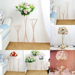 12 Pcs Luxury Wedding Centrepiece Flowers Rack Long Table Decoration Flower Plinth Stand Vase Iron Column Pillar Road Lead For Event Party Birthday Backdrops