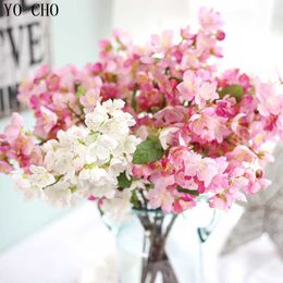 YO CHO DIY Christmas Wreath Vivid Artificial Flower Cherry Blossom Sakura Petals Handmade Wedding Decoration Party Decorative Y0630