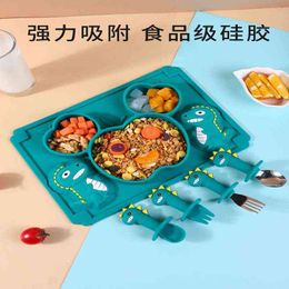 Baby Dinner Plate Suction Cup Grid Plate Cartoon Food Supplement Bowl Children Learn To Eat Silicone Cutlery Set Prato Cuencos G1210