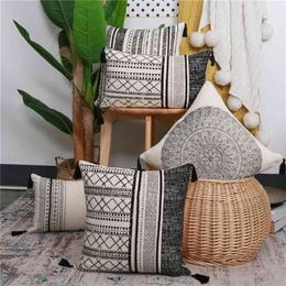 Vintage Black Cushion Cotton Pillow Cover 45x45cm/30x50cm With Tassles for home decoration Living Room Boho Style Retro 210317