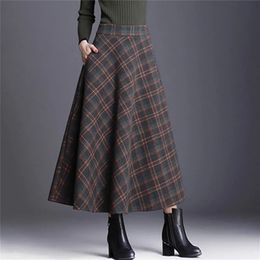 Vintage Plaid High Waist Long Skirts For Women Autumn Winter Elegant Korean Maxi Skirt Mom Big Size 4xl Casual Loose Wool Skirt 211120