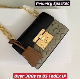 Small bees shoulder bag Women Printed Canvas with Gold Chain Fashion Flap Bags Cover Big Golden Square Lock Lady handbags