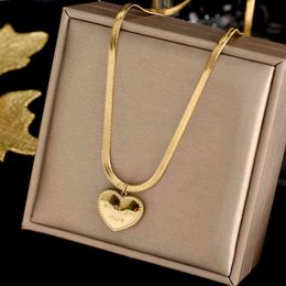 316L Stainless Steel New Fashion Upscale Jewellery Love Heart Lovers Love You More Charms Chain Choker Necklace Pendant For Women G1206