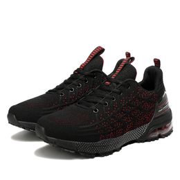 2021 Arrival High Quality Sports Running Shoes Men Fly Knit Comfortable Breathable Triple Black Outdoor Trainers Sneakers EUR 40-45 Y-8809