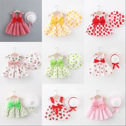 Summer Newborn Baby Clothing Sets Infant Girl Clothes Korean Cute Print Sleeveless Beach Plaid Strawberry Dress Sunhat Princess Dresses 20220226 H1