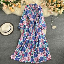 Spring And Autumn French Purple Flowers Retro Print Vintage Dress Female V-Neck Puff Sleeve Waist Holiday Travel 210514