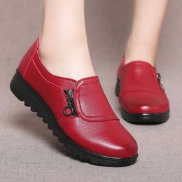 2021 Fall New Women Vulcanised Shoes High Quality Women Sneakers Slip on Flats Shoes Cheap Women Loafers Walking Flat Y0907