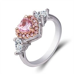 Womens Rings Crystal Pink heart claw set with zircon women's ring heart-shaped diamond rose gold Lady Cluster styles Band