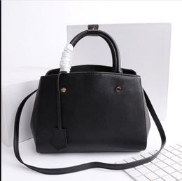 designers Handbags Purses MONTIGNE Bag Women Tote Letter Embossing Leather Shoulder Bags crossbody M45522 ti45