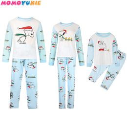 Family Matching Clothes Father Mother And Me kits Christmas Pajamas Set 2 Piece Set Outfits look Homewear Sleepwear 210713