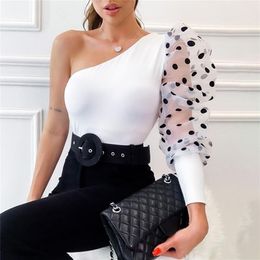 Summer Women Sexy Mesh Tshirt Spring Pullover Top Tees One Shoulder Black Polka Dot Top Tees T-shirts Women 210322