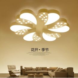 Ceiling Lights LED Warm Acrylic Lamp Art Restaurant Romantic Bedroom Light Creative Heart-shaped Living Room Chandeliers AC110-240V