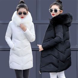 Large Size 6XL 7XL Women's Winter Jacket Fashion White Black Coat Female Big Fur Hooded Parkas Warm Long Outwear 211018